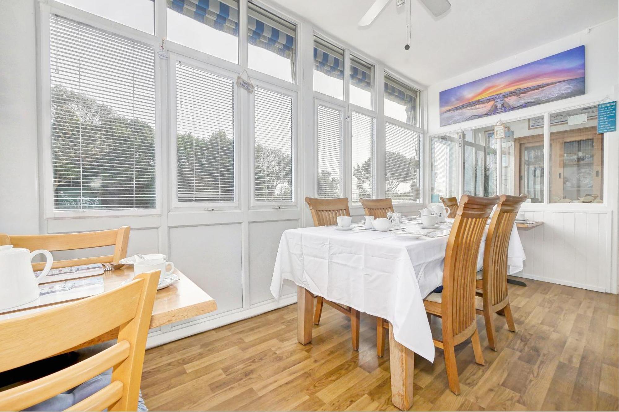 Bay Lodge Guest House WTA-toernooi van WTA-toernooi van Eastbourne Buitenkant foto