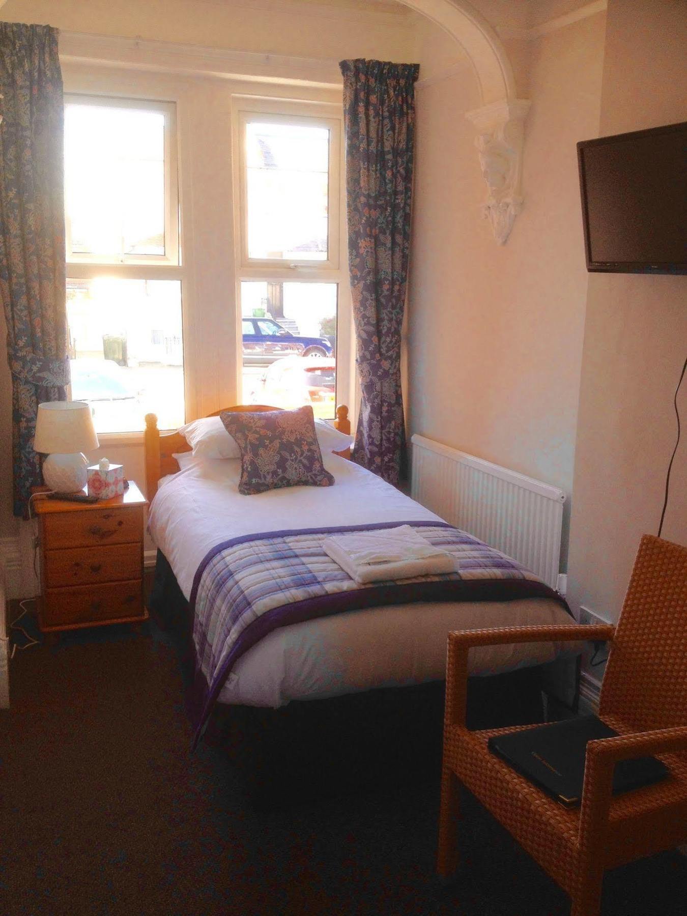 Bay Lodge Guest House WTA-toernooi van WTA-toernooi van Eastbourne Buitenkant foto